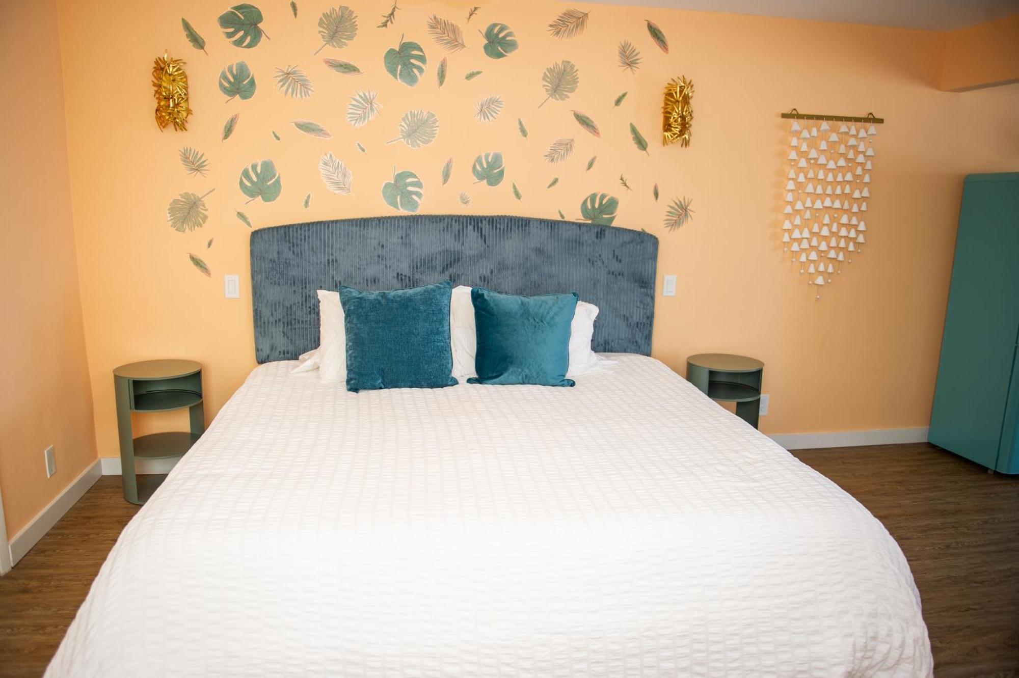 Sunburst Inn- Indian Shores Beach Экстерьер фото