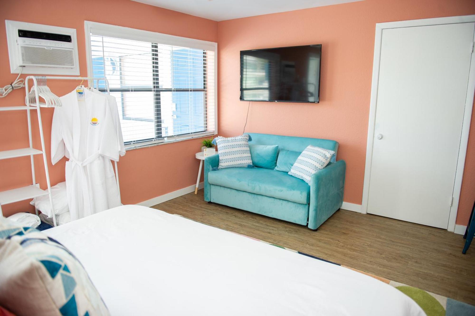 Sunburst Inn- Indian Shores Beach Экстерьер фото